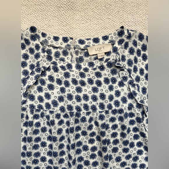 LOFT Ruffle Top/Blouse | Color: Blue,White,black Print | Size: XS - Picture 8 of 15